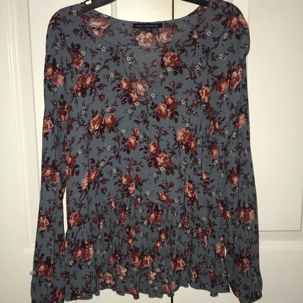American Eagle top